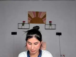 Emily-villamil  live sex cam