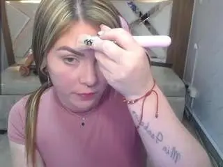 Paula-b  live sex cam