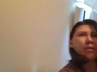Roxolanaasexy  live sex cam