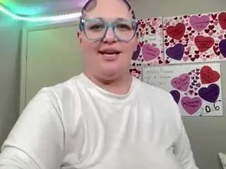 Adrianeblake  live sex cam