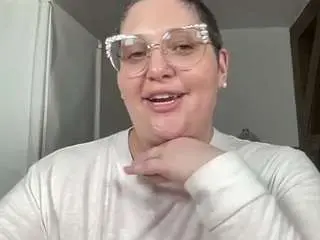 Adrianeblake  live sex cam