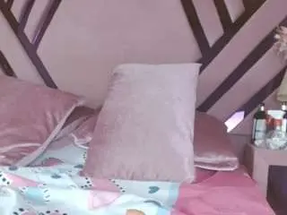 Aiilynsmiith  live sex cam