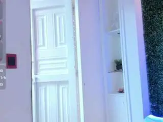 Carolinne-miller  live sex cam