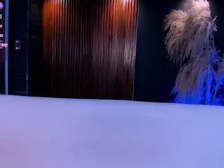Carolinne-miller  live sex cam