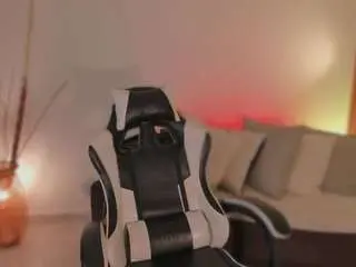 Chloemoretix  live sex cam