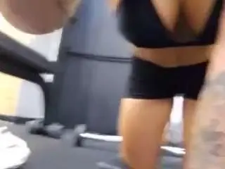 Emily-86  live sex cam