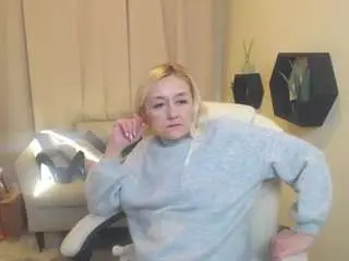 Karmenhiron  live sex cam