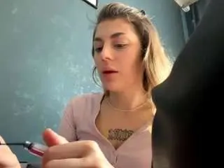 Tarynwaterhouse  live sex cam