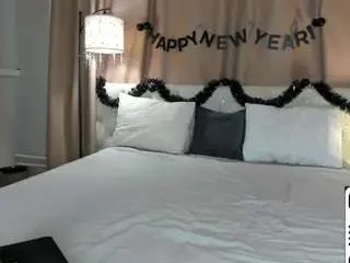 Valerie-woods  live sex cam