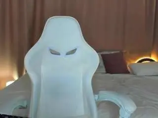 Valerie-woods  live sex cam