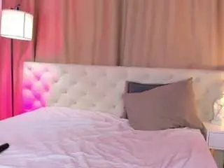 Valerie-woods  live sex cam