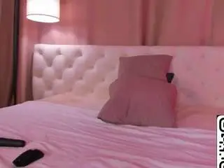 Valerie-woods  live sex cam
