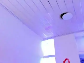 Zoeconnor19  live sex cam