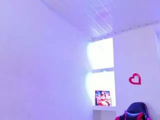 Zoeconnor19  live sex cam