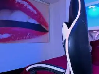 Zoeconnor19  live sex cam