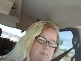 Blondebabe1988  live sex cam