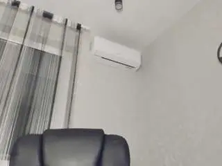 Frosty-fire  live sex cam