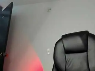 Ivanna-22  live sex cam
