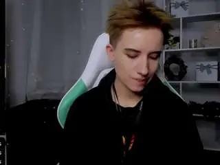 Reinramm  live sex cam