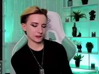 Reinramm  live sex cam