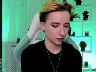 Reinramm  live sex cam