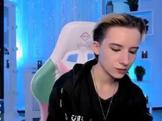 Reinramm  live sex cam