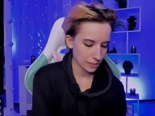 Reinramm  live sex cam