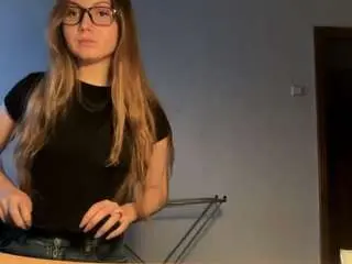 Caronheuman  live sex cam