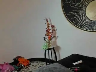 Gaialewis  live sex cam