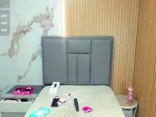 Isisleroy  live sex cam