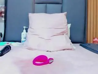 Isisleroy  live sex cam