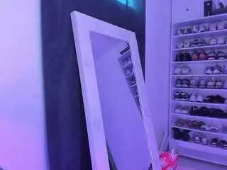 Playful-ambar  live sex cam