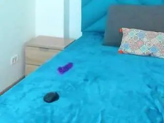 Amberstephanie  live sex cam