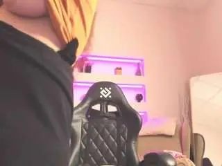 Battymoll  live sex cam