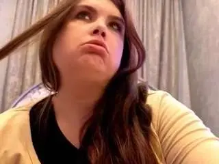Battymoll  live sex cam
