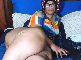 Bootyqueenxx  live sex cam