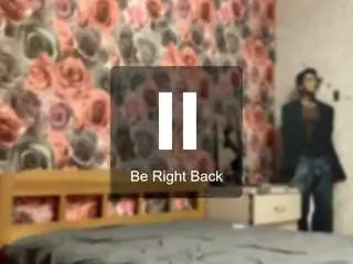 Britneydoser  live sex cam