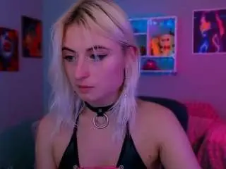 Evelynlovelyy  live sex cam