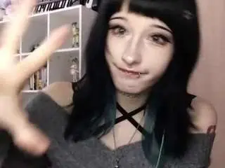 Loretrusler  live sex cam
