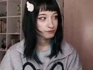Loretrusler  live sex cam