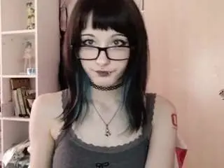 Loretrusler  live sex cam
