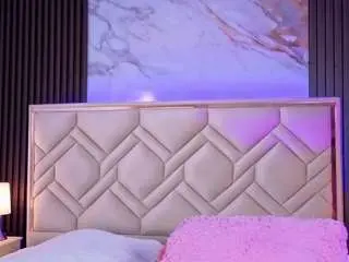 Miaafarrel  live sex cam