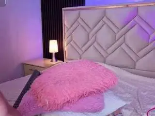 Miaafarrel  live sex cam