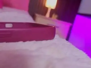 Miaafarrel  live sex cam