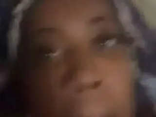 Nunubadazz  live sex cam