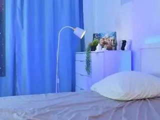 Bonnie-whitee  live sex cam