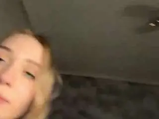 Katelynfitzen  live sex cam