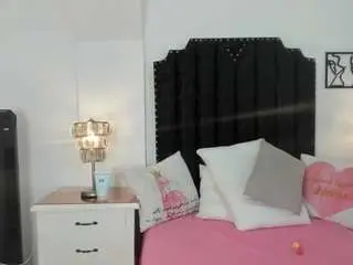 Monserratjhoson  live sex cam