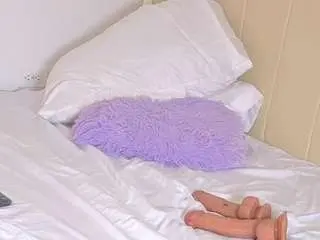 Quianna-1  live sex cam