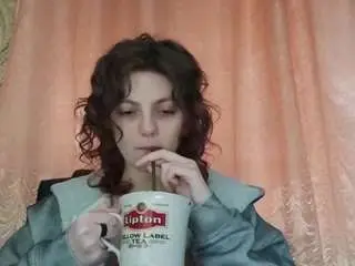 Yourcurlybaby  live sex cam